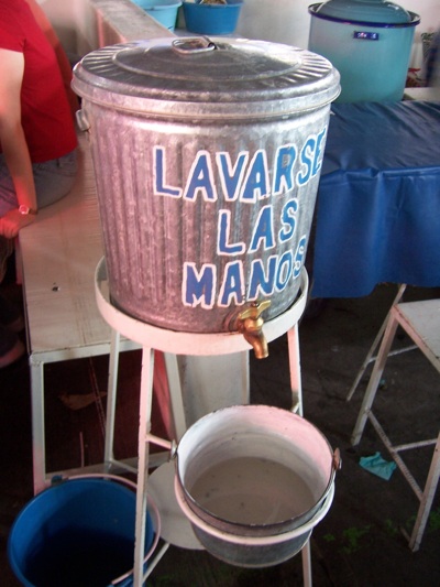 Garbage can water Garbage can water